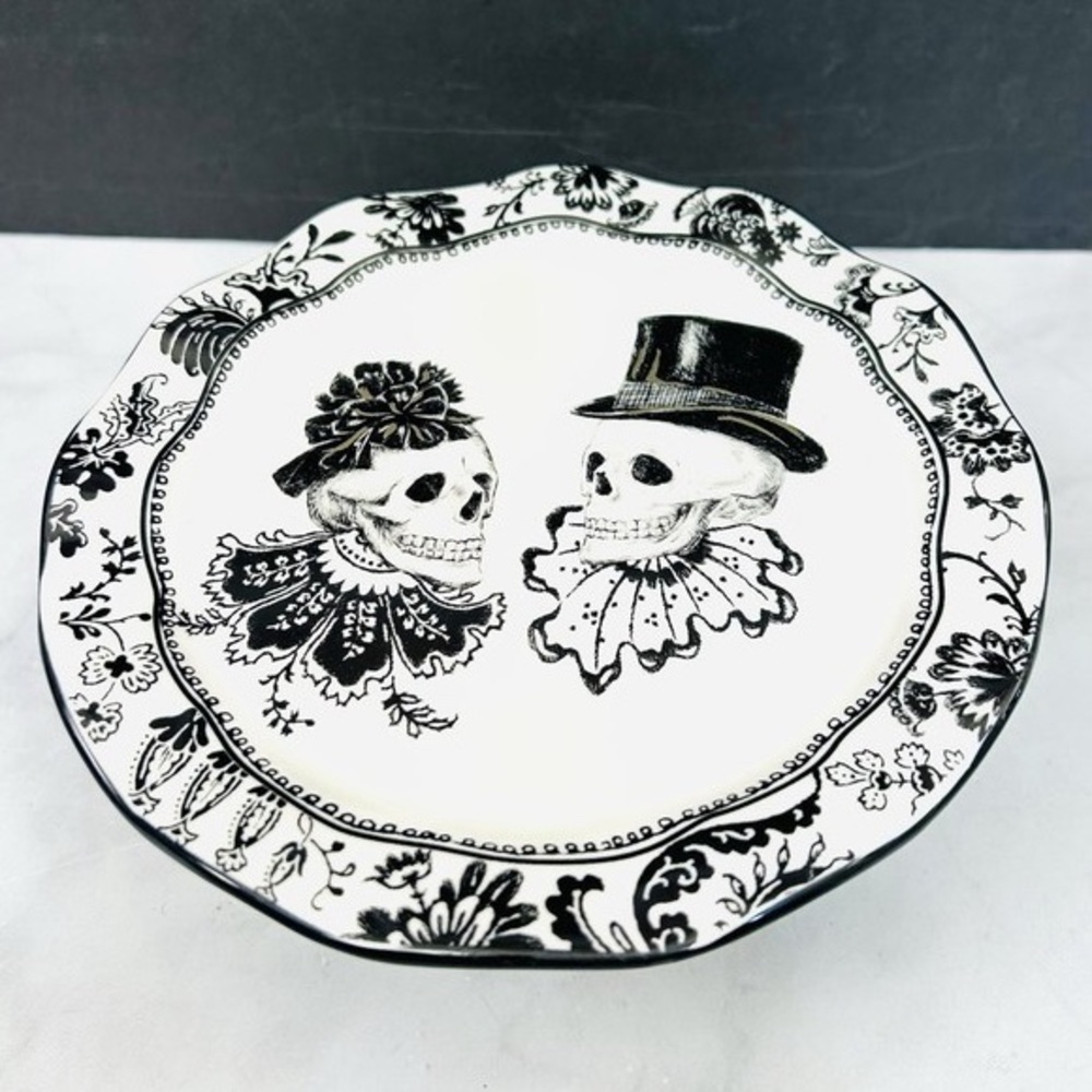 Potter’s Studio Halloween Victorian Skulls 9” Cake Stand